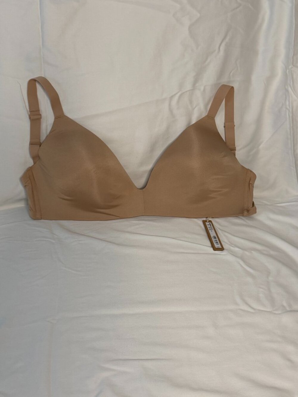 SKIMS Wireless Form Push-Up Plunge Bra Nude Beige NWT